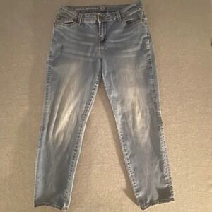 W62 Signature Fit Boyfriend Jeans Womens 6 Medium Wash Blue Denim Stretch A-1589